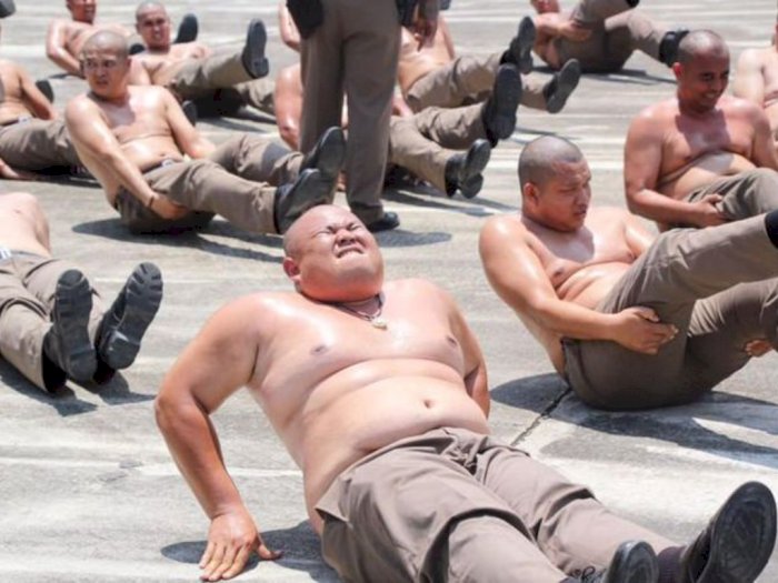 Thailand Kirim Polisi Gemuk ke Camp Khusus